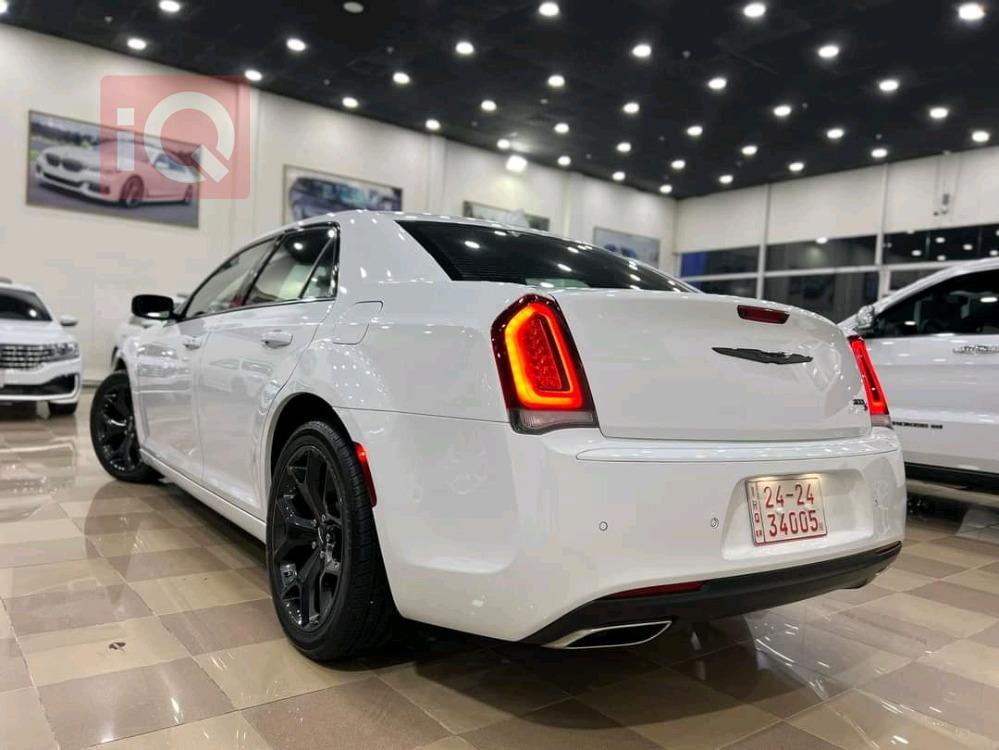 Chrysler 300